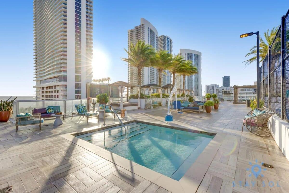 Апартаменты Wrap Around Balcony - Insane Views - Amazing Pools Голливуд Экстерьер фото