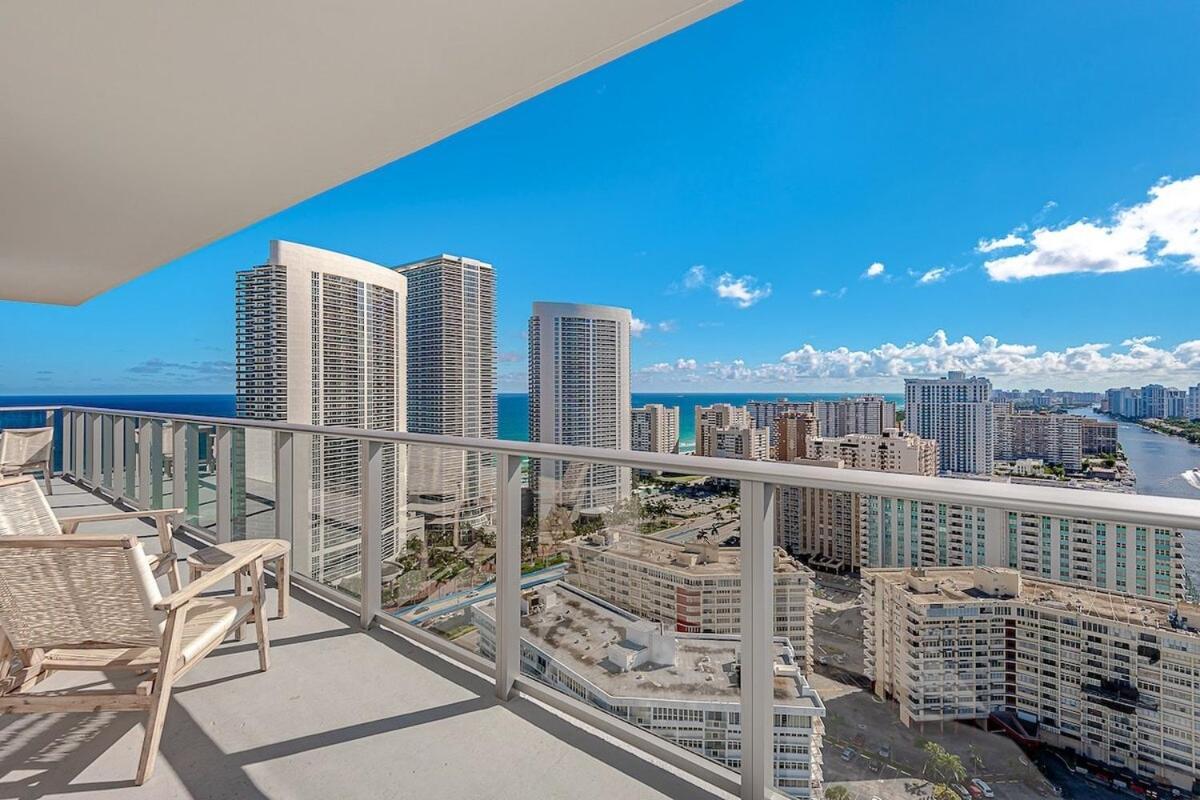 Апартаменты Wrap Around Balcony - Insane Views - Amazing Pools Голливуд Экстерьер фото