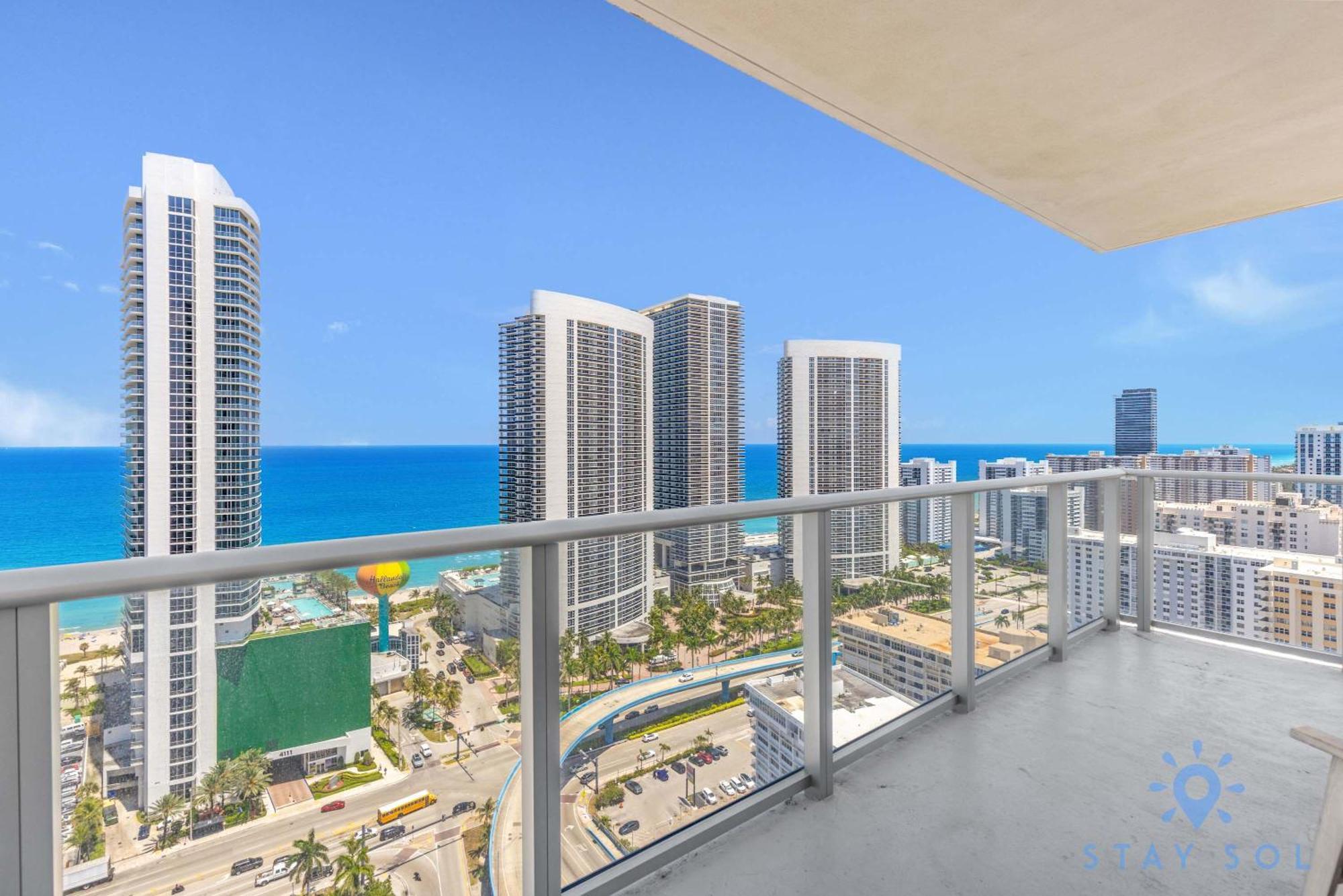 Апартаменты Wrap Around Balcony - Insane Views - Amazing Pools Голливуд Экстерьер фото